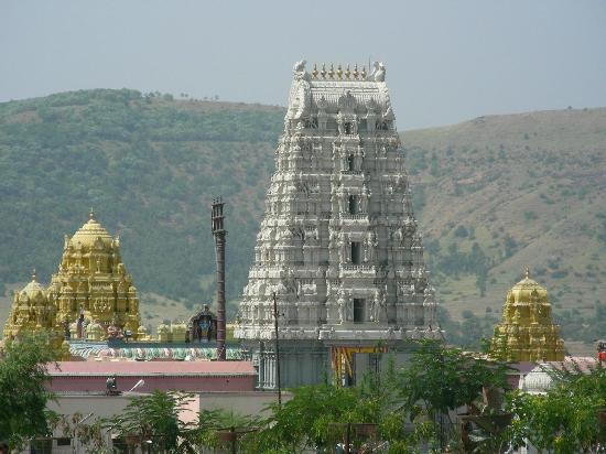 prati balaji is a replica of Tirupathi balaji